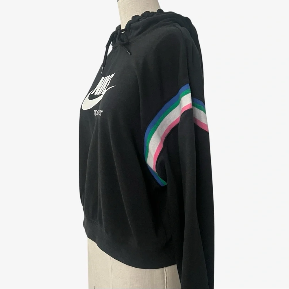 Nike Women’s Black Hoodie Cropped Pullover Logo Sweatshirt Small